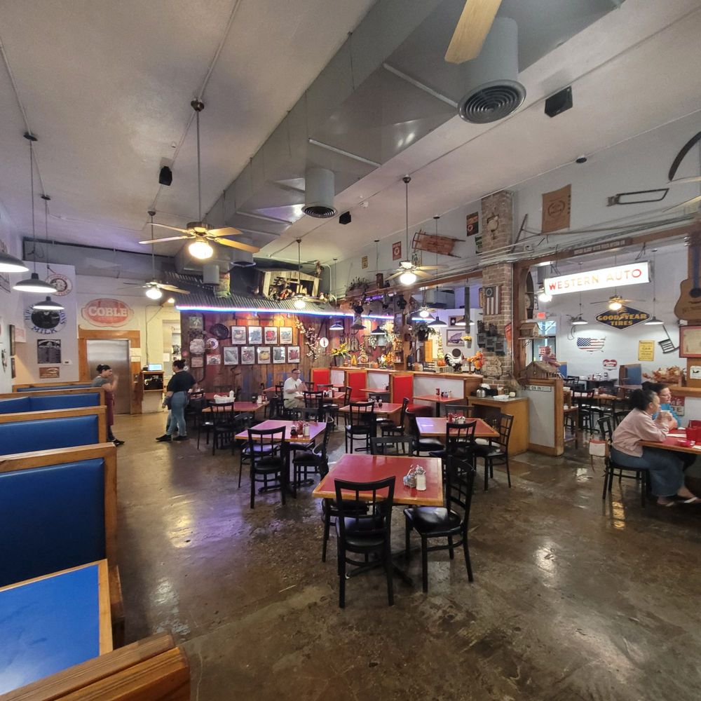Humble City Cafe - American Near Me - Humble, Texas