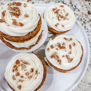 Crumbl - Chesterfield - Bakeries Near Me - Chesterfield, Missouri