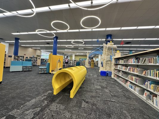 Cincinnati & Hamilton County Public Library by null