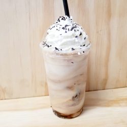 Mudslingers Drinks & Eats - Chocolate Mousse