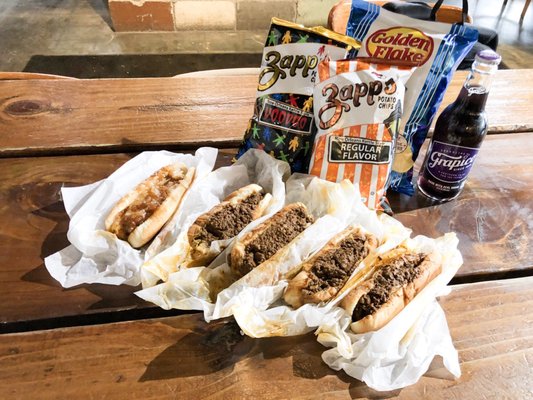 Gus's Hot Dogs by null