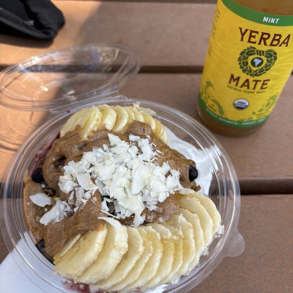 Açaí bowl Açaí bowl