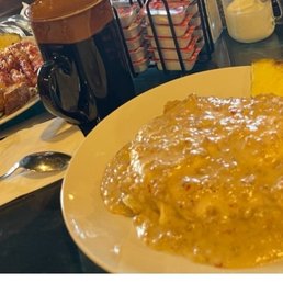 Biscuits and Gravy, eggs and hash, yum! Biscuits and Gravy, eggs and hash, yum!