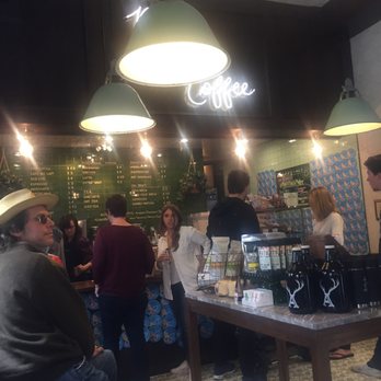 Alfred Coffee - Light and tight - Coffee & Tea Near Me - Studio City, California