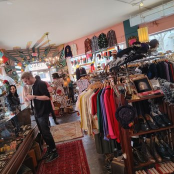 Magpie - Used, Vintage & Consignment Near Me - Portland, Oregon Magpie - Used, Vintage & Consignment Near Me - Portland, Oregon