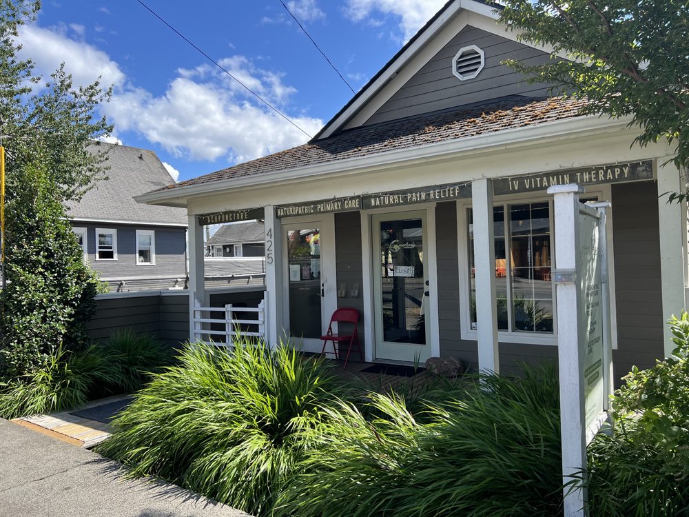 Rain City Acupuncture Logo