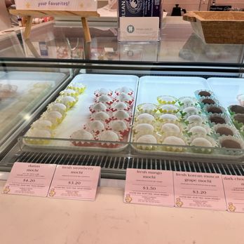 Lomichi - Desserts Near Me - Sugar Land, Texas Lomichi - Desserts Near Me - Sugar Land, Texas