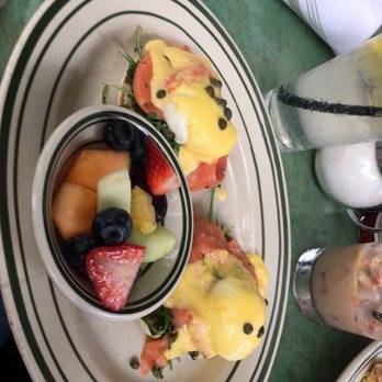 Java & Jam - Smoked salmon Benedict - Breakfast & Brunch Near Me - Fort Lauderdale, Florida