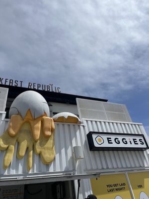 Eggies by null