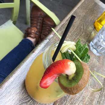 Cody's La Jolla - Breakfast & Brunch Near Me - La Jolla, California Cody's La Jolla - Breakfast & Brunch Near Me - La Jolla, California