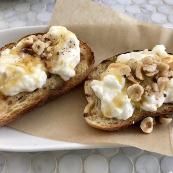 Delarosa Bishop Ranch - Burrata bruschetta - LOVED it! - Pizza Near Me - San Ramon, California