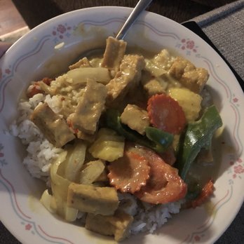 Thai Chili 2go - Yellow tofu curry - Thai Near Me - Phoenix, Arizona