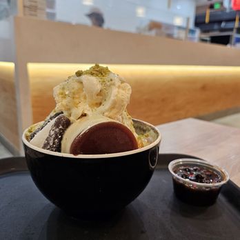 Meet Fresh - Pistachio Shaved Ice - Bubble Tea Near Me - Westminster, California Meet Fresh - Pistachio Shaved Ice - Bubble Tea Near Me - Westminster, California