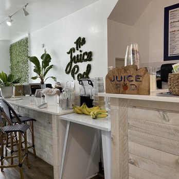 The Juice Pod - a counter with a variety of drinks - Juice Bars & Smoothies Near Me - Bryn Mawr, Pennsylvania The Juice Pod - a counter with a variety of drinks - Juice Bars & Smoothies Near Me - Bryn Mawr, Pennsylvania