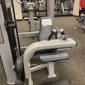 LA Fitness - Broken Machine - Gyms Near Me - Yonkers, New York