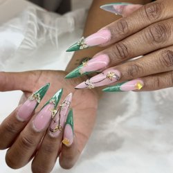 Villaggio Nail & Lashes