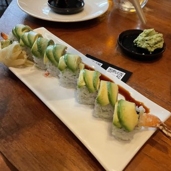 Komodo Miami - Dragon Roll - Asian Fusion Near Me - Miami, Florida Komodo Miami - Dragon Roll - Asian Fusion Near Me - Miami, Florida