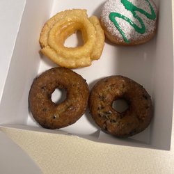 Groovy Donuts