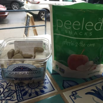 Lion's Milk - Lots of prepackaged snack options - Coffee & Tea Near Me - Brooklyn, New York