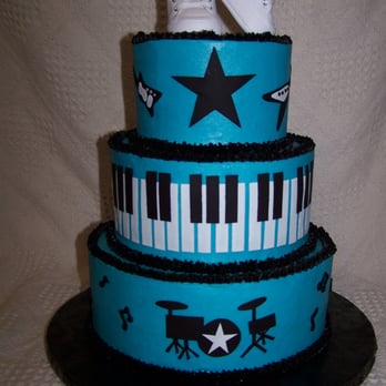Auntie AM's Sweet Stop - a three tiered cake - Bakeries Near Me - Fort Worth, Texas Auntie AM's Sweet Stop - a three tiered cake - Bakeries Near Me - Fort Worth, Texas