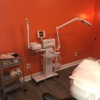 Bombay Brow Salon - Facial machine - Threading Services Near Me - Hermitage, Tennessee