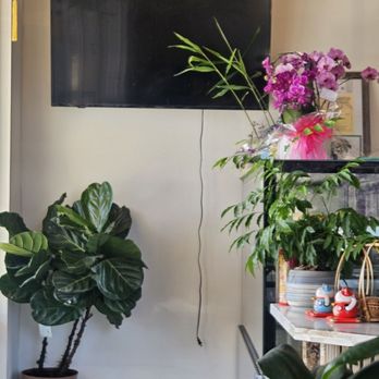 68TH Street Cafe - Coffee & Tea Near Me - Sacramento, California