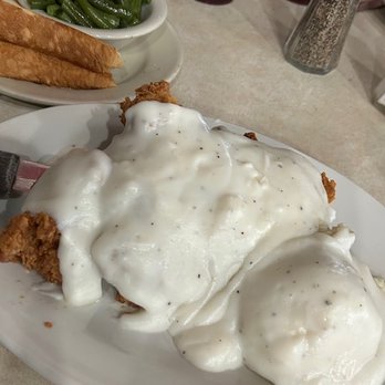 Magnolia Cafe - Chicken Fried Chicken - Cafes Near Me - Durant, Oklahoma