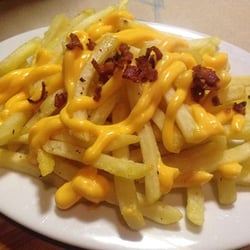 Picazza - Cheesy bacon fries!!