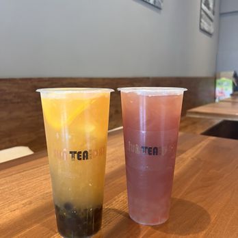 Sun Tea Day - House Fruit tea and Peach Oolong tea - Bubble Tea Near Me - Arcadia, California