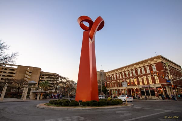 La Antorcha de la Amistad (Spanish for "The Torch of Friendship") by null