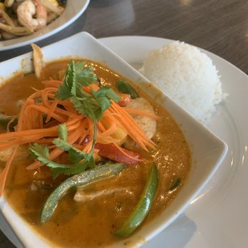 SAUCY'S THAI & PHO - Pineapple Curry - Thai Near Me - Plano, Texas