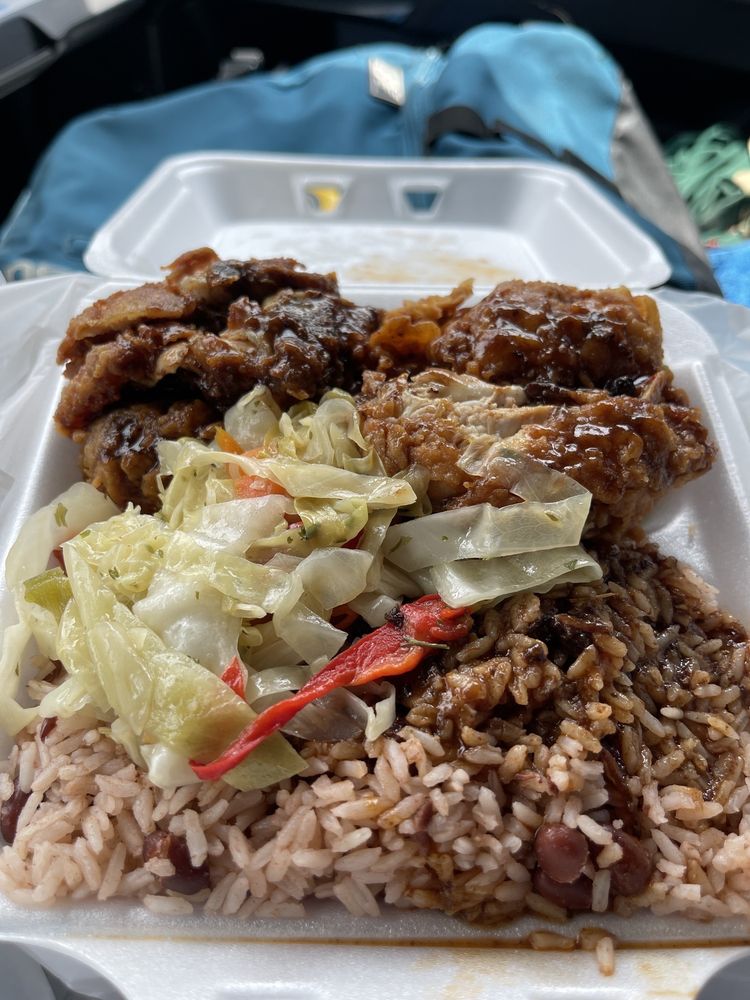 Flavaz Jamaican Restaurant