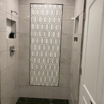 San Diego Shower Enclosures - Before - Glass & Mirrors Near Me