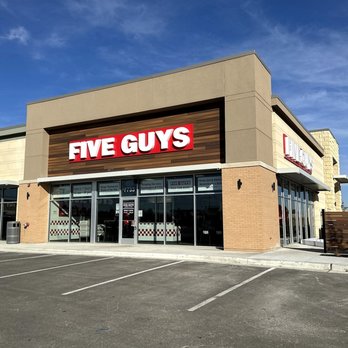 Five Guys - Restaurant Exterior and Patio - Burgers Near Me - Overland Park, Kansas
