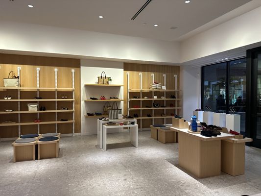 Rothy's Disney Springs by null