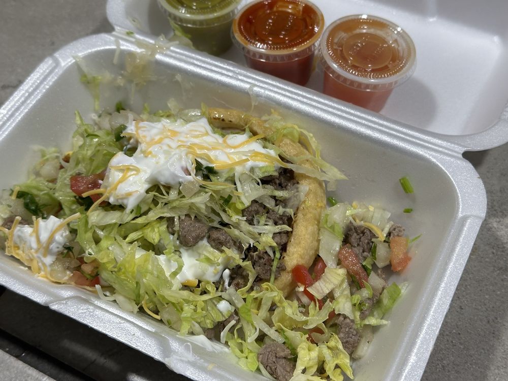 Food from Los Victor’s