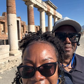 Pompeii Ruins - Enjoying this exceptional tour - Landmarks & Historical Buildings Near Me - Pompei, NA Pompeii Ruins - Enjoying this exceptional tour - Landmarks & Historical Buildings Near Me - Pompei, NA