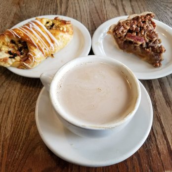 Upper Crust Bakery - Super delicious pecan pie and latte! - Bakeries Near Me - Austin, Texas Upper Crust Bakery - Super delicious pecan pie and latte! - Bakeries Near Me - Austin, Texas