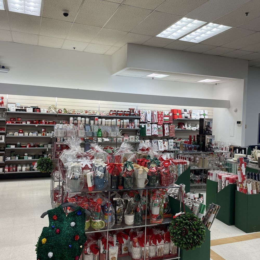 Marshalls - Inside - Department Stores Near Me - Sacramento, California