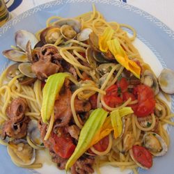 Tropical - Spaghetti with Pulp and Vongole