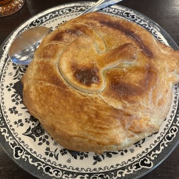Monarch & Lion - Truffle Mushroom Pie - British Near Me - Chicago, Illinois Monarch & Lion - Truffle Mushroom Pie - British Near Me - Chicago, Illinois