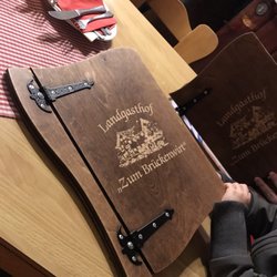 Landgasthof zum Brückenwirt - Speisekarte aus Holz
