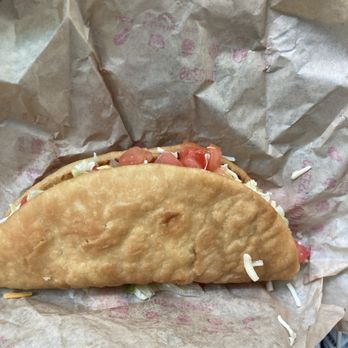 Taco Bell - Chicken Chalupa Supreme - Fast Food Near Me - Wilmington, Delaware Taco Bell - Chicken Chalupa Supreme - Fast Food Near Me - Wilmington, Delaware