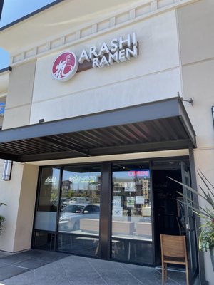 Arashi Ramen by null