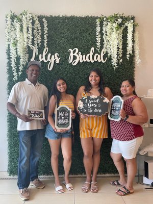 Lily's Bridal by null