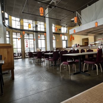 Pho 24 - View of the dining area. - Vietnamese Near Me - Sandy Springs, Georgia