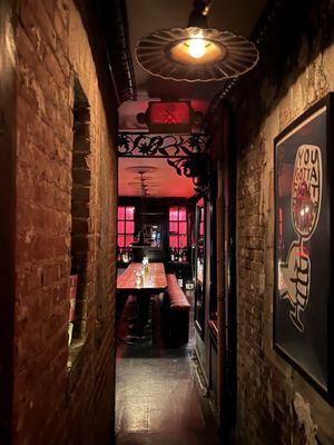 The Ten Bells by null