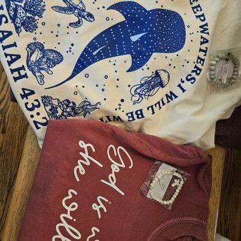 Revelyn Soul - Quality clothing screenprinted right in the store. - Women's Clothing Near Me - Racine, Wisconsin Revelyn Soul - Quality clothing screenprinted right in the store. - Women's Clothing Near Me - Racine, Wisconsin