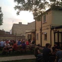 The Haymakers - Beer garden
