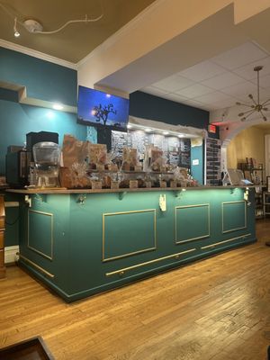 Petit Monde Cafe by null